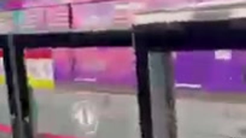 Maharishi Aazaad’s Mother At Borivali Metro Station | Maharishi Aazaad | Mumbai | Maharashtra